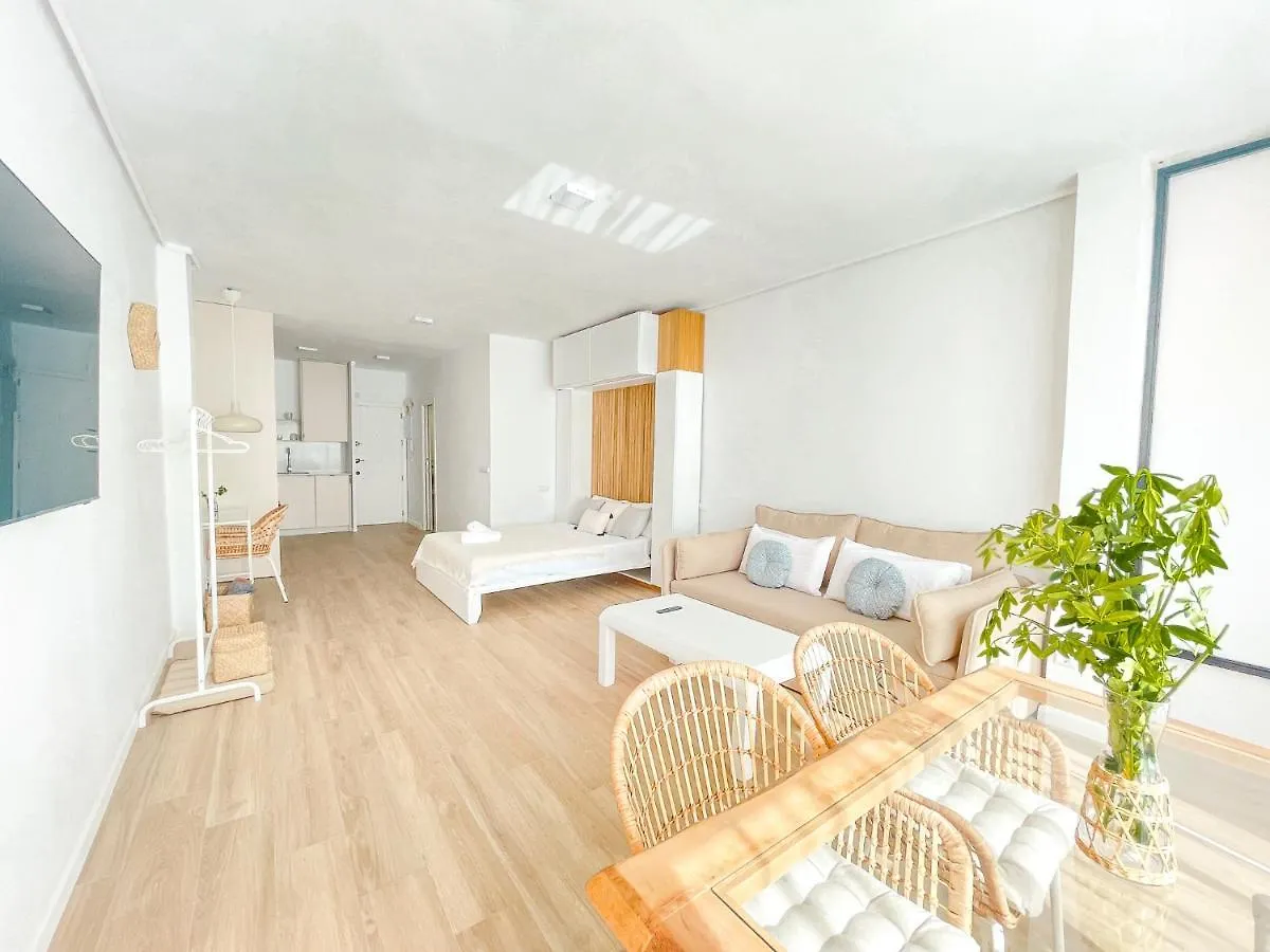 ✺Fenomenal Estudio En Milla De Oro✺Piscina✺Parking 마르베야