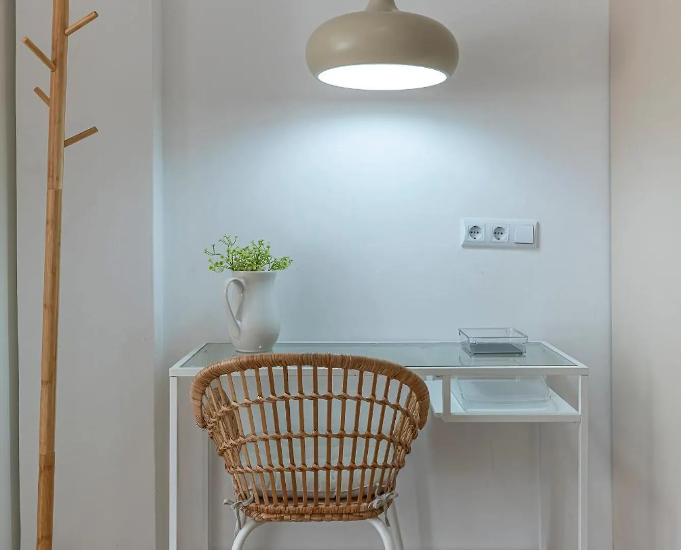 아파트 ✺Fenomenal Estudio En Milla De Oro✺Piscina✺Parking 마르베야 스페인
