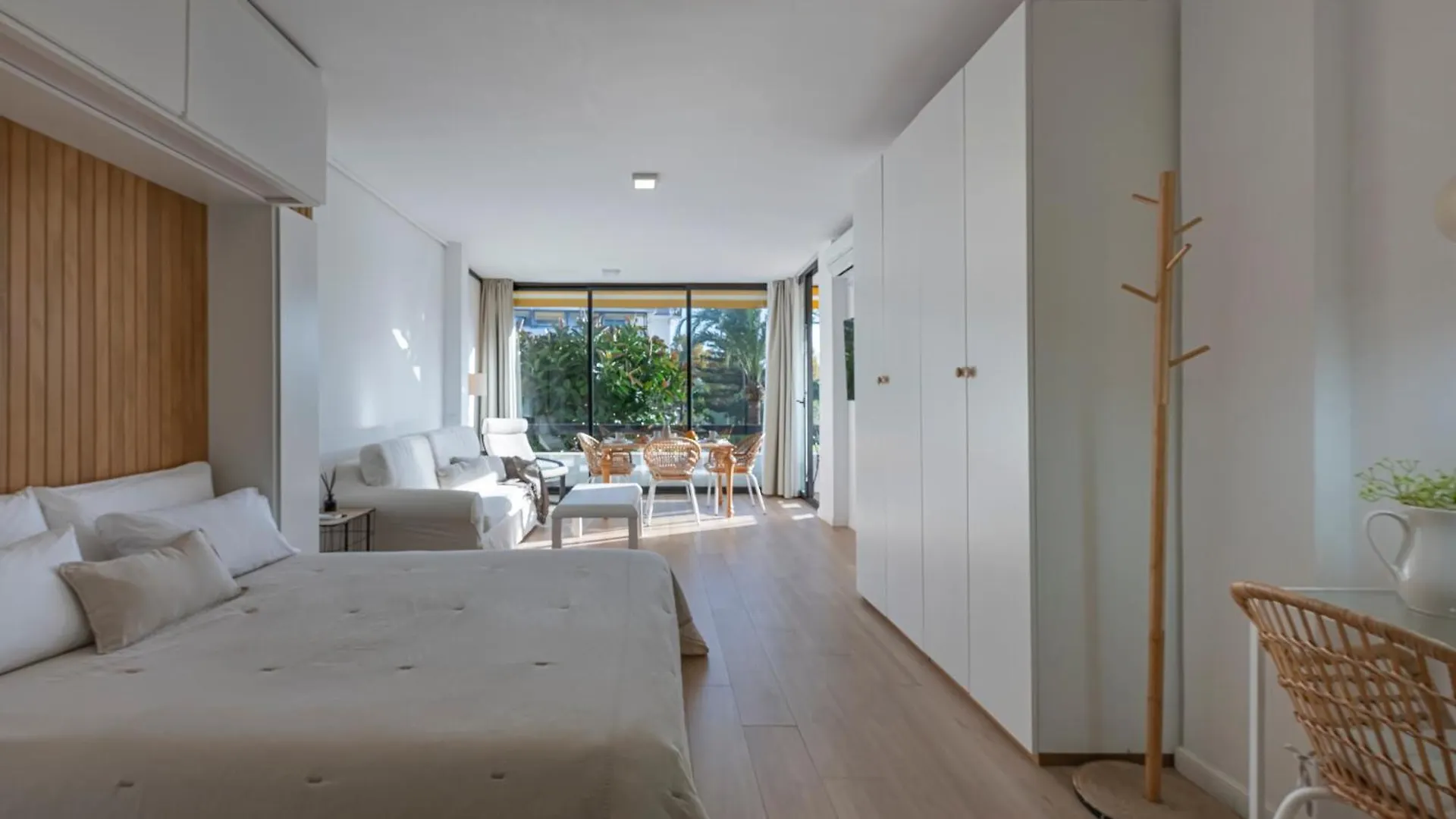 ✺Fenomenal Estudio En Milla De Oro✺Piscina✺Parking 마르베야 아파트