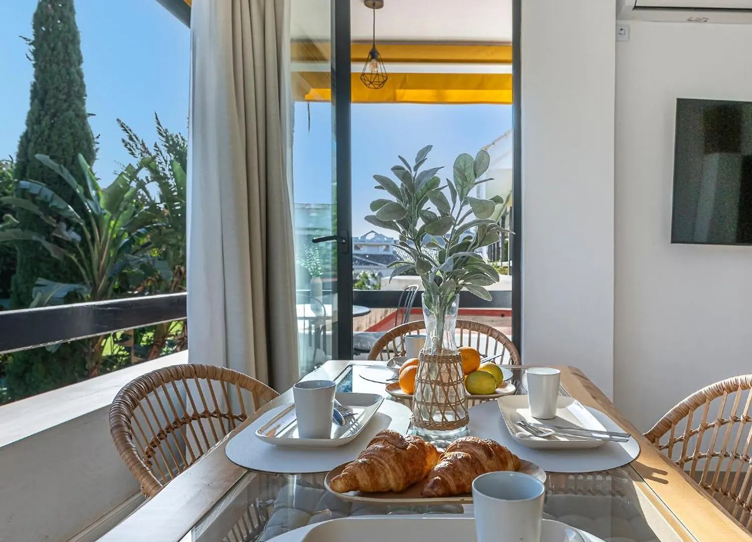 ✺Fenomenal Estudio En Milla De Oro✺Piscina✺Parking 마르베야 0*,  스페인