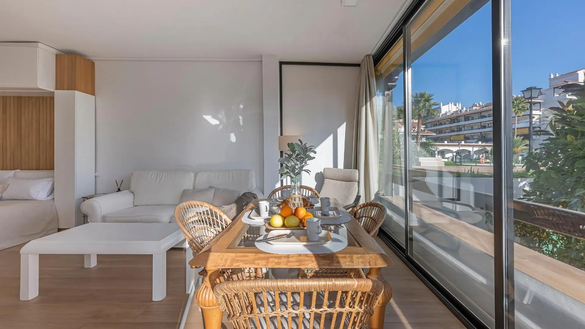✺Fenomenal Estudio En Milla De Oro✺Piscina✺Parking 마르베야